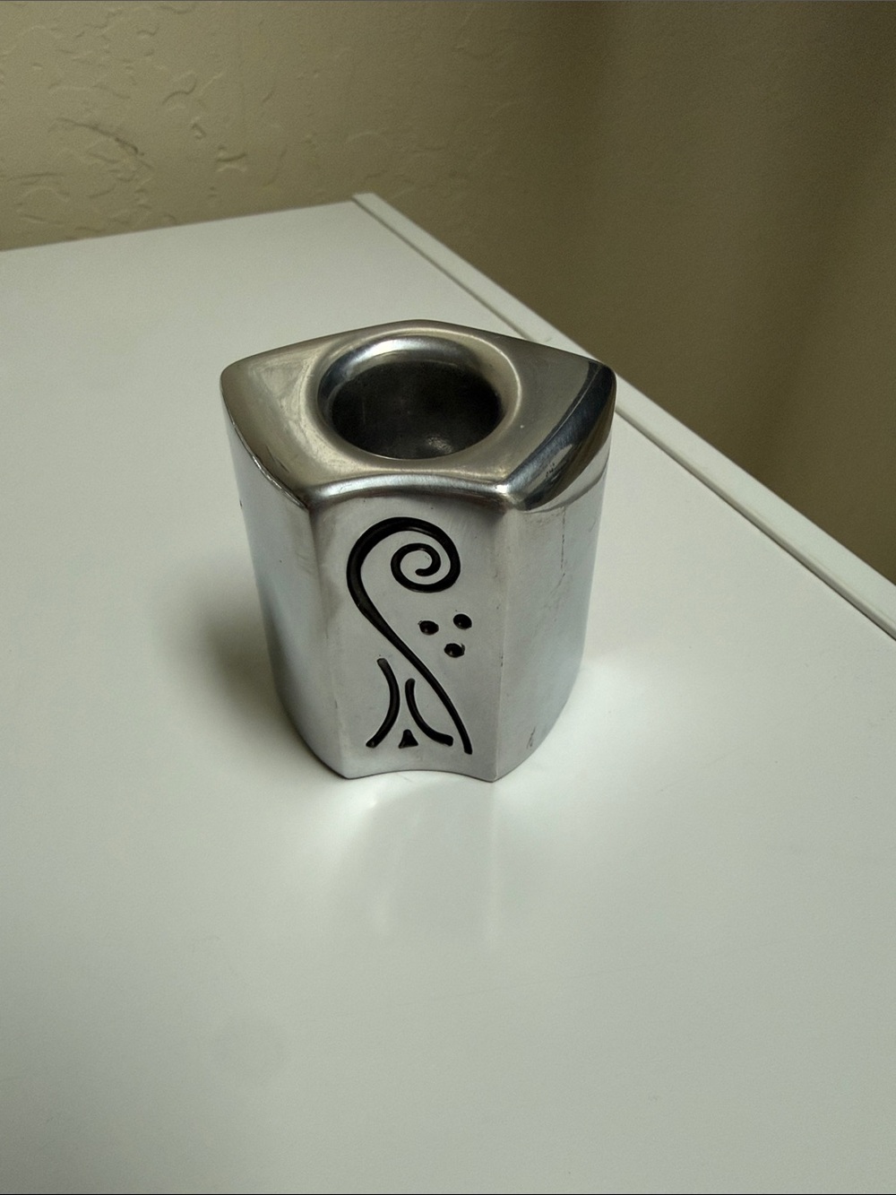 Lenox candle stick holder with swirl design